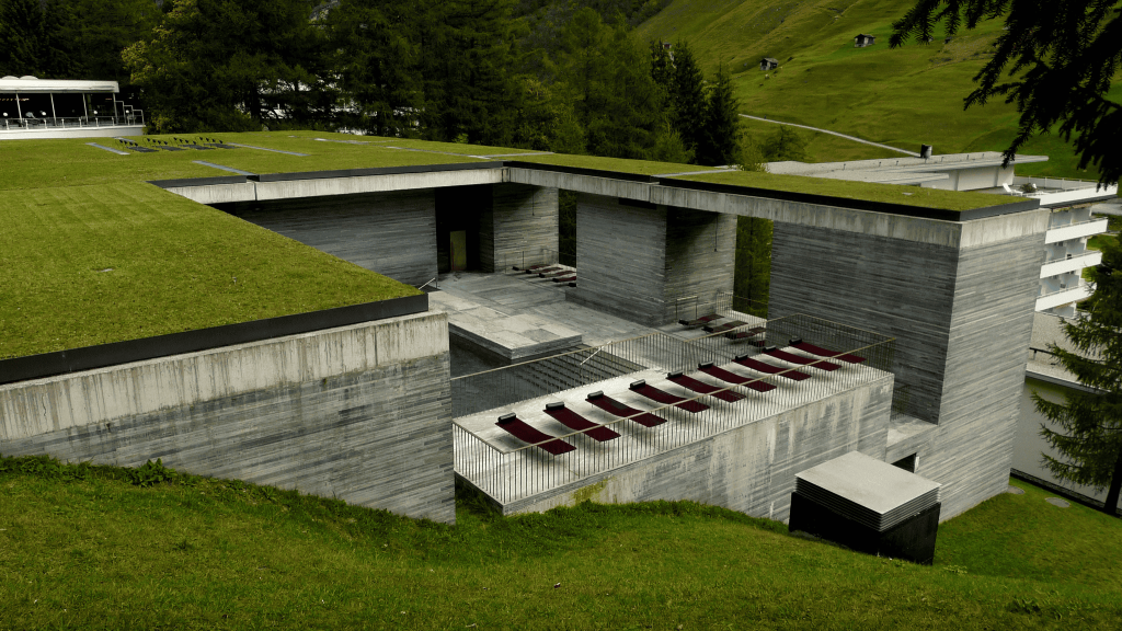 Foto de la Obra clave de Peter Zhumtor: Termas de Vals, Suiza (1996)